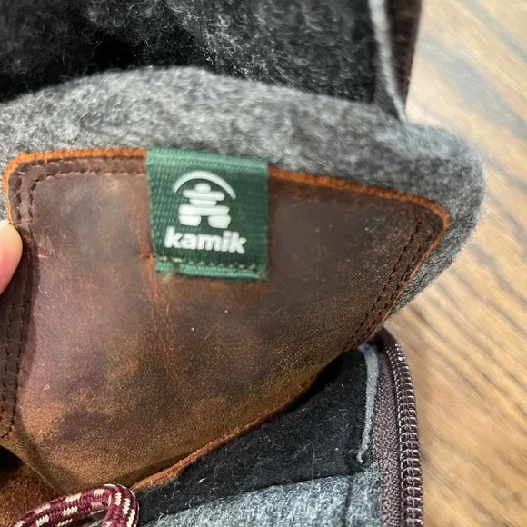 Kamik Brown Lace-Up Winter Boots women’s 9 US EUC - Picture 9 of 15